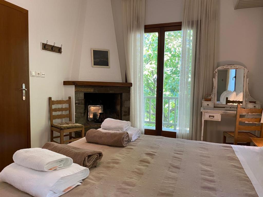 Villa Delux House In Tsangarada à Tsagkarada Extérieur photo